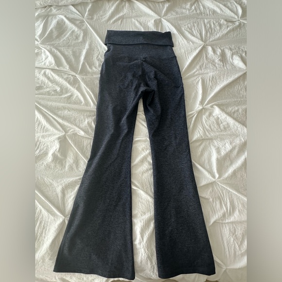 Aerie navy blue flare leggings - Picture 2 of 2